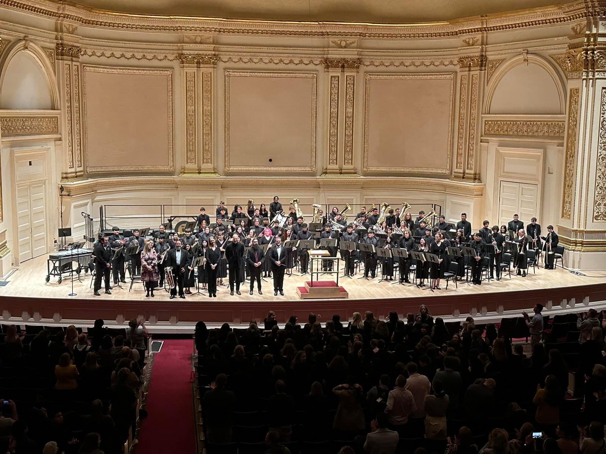 LockhartISD's tweet photo. Congratulations to our Lockhart Lions on their historic performance at Carnegie Hall in New York City this afternoon!  🎶 They have been #LockedOnExcellence in preparation for this moment, #UnlockingPotential in themselves and inspiring our whole community! #LockhartLeading https://t.co/VPc32Vrpwu