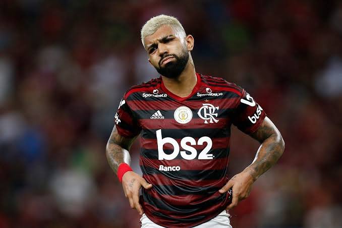 OficialSala12's tweet photo. Volta logo Arrascaeta, ninguém me enxerga nesse time 😡

- Gabigol, após perder 4 gols onde deixaram ele na cara. https://t.co/XTnMCKvBmp