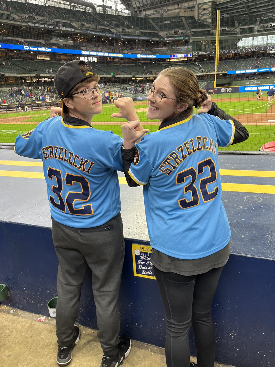 Morgan0415's tweet photo. @_PistolPete11 We were hoping you would be pitching today! Not too often you share this kind of last name with someone 😂 
Maybe next time! https://t.co/IZUrmuio4o