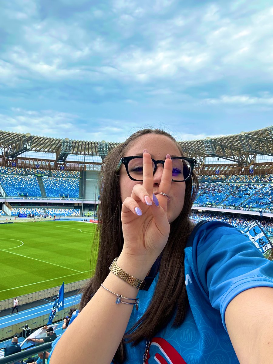 francescaruo's tweet photo. mi innamorai di te💙 https://t.co/ogtu4fRcij