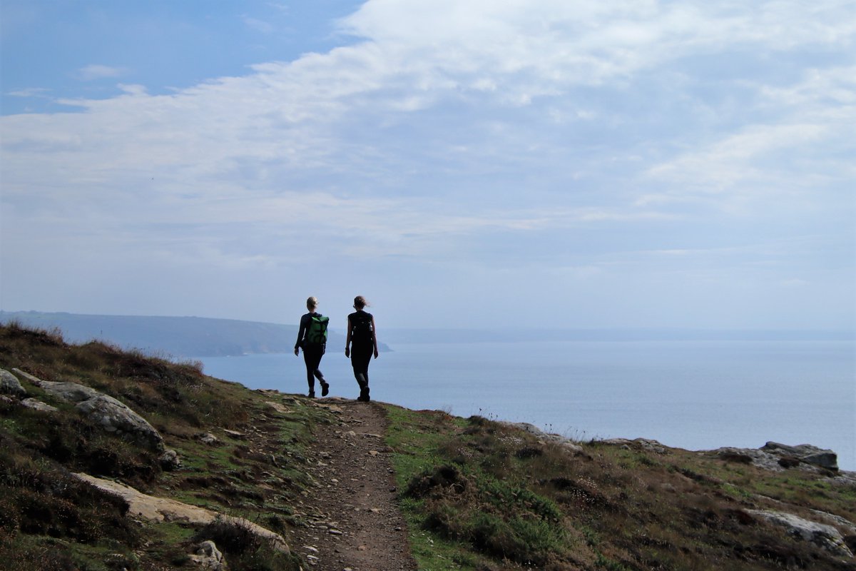 swcoastpath's tweet photo. Happy #NationalWalkingMonth
We are doubly excited this year as it signifies the start of our Trailblazer Walk and the official 50th-anniversary date of the founding of #SWCPA 🎉
❓Are you planning a walk along the South West Coast Path during #nationalwalkingmonth
📷Wim Keppens https://t.co/LeyhCIfCTU