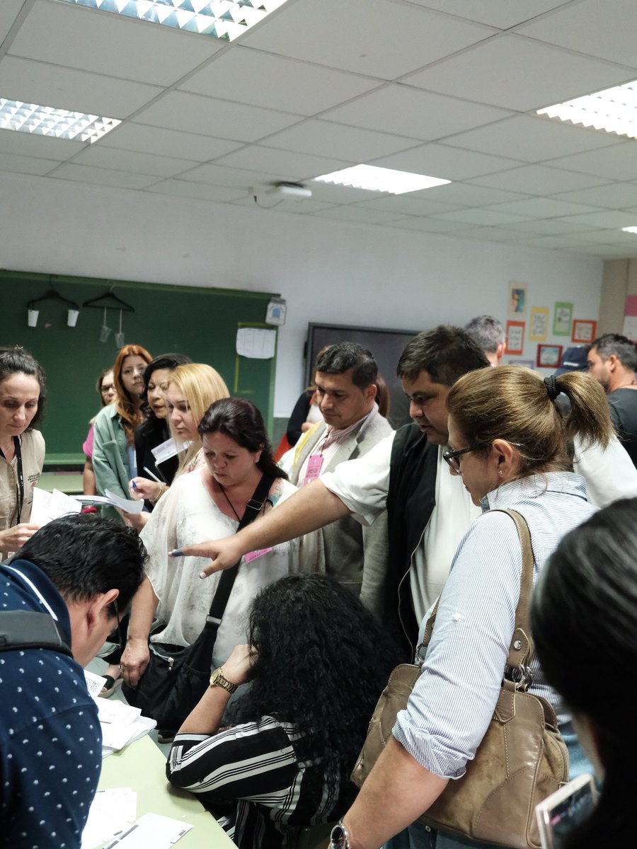 Jessiquilla's tweet photo. El resultado del escrutinio de las  #EleccionesPy2023, dan como ganador (preliminar) en Madrid al candidato de la Cruzada Nacional: Paraguayo Cubas. 

Queda pendiente el conteo de votos en las siguientes ciudades:
📍Bilbao 
📍Valencia 
📍Barcelona 
📍Málaga
📍Alicante https://t.co/RSRVuc5D70