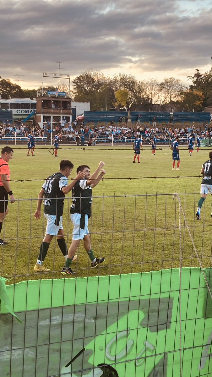 Gritaaaaalo <a href="/l_p_14/">Leaa</a>