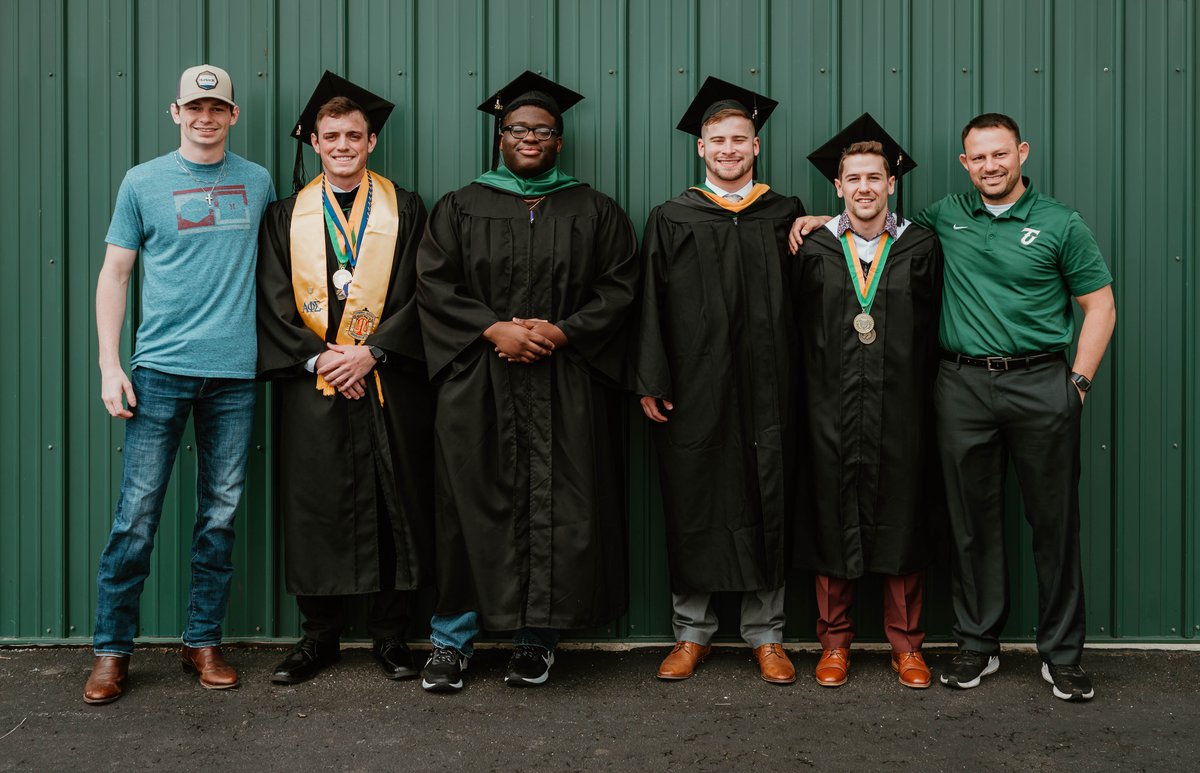 Tiffin Wrestling tweet media