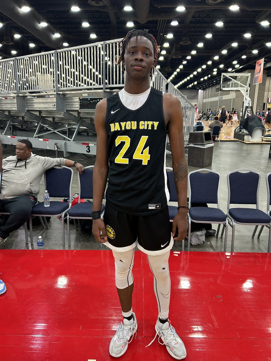 BCHELITE's tweet photo. 17U standouts - 4/30

Loss vs MN Comets

Mac Reed III - 17 pts, 7 assists 
Biron Jefferson - 16 pts, 7 reb 
Ade Onaleye - 9 pts 
Adrian Johnson - 10 reb, 3 blks

@ny2lasports @IsaacDennis_2 @MHS_Boys_ @Gibbs_Dan_ @bigsloan32 @MacReedJr @CThaProphet24
#GrassrootsShowcase2023 https://t.co/jsSYQI3vfp