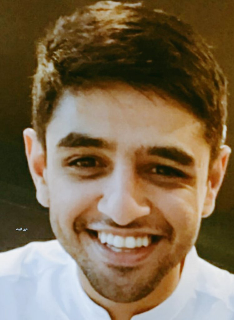nawafalhamly's tweet photo. اقتضت ارادة الله المولى عز جل ان يختار الى جواره الشاب الطيب .. البشوش .. الابن البار بوالديه مساعد عادل الجارالله الخرافي رحمه الله داعين العزيز الرحيم ان يمطر على قبره شأبيب الرضوان والمغفرة ، وان يجعل مستقره فى اعلى الجنان مع النبيين والصديقين والشهداء . https://t.co/jB84L9kiem