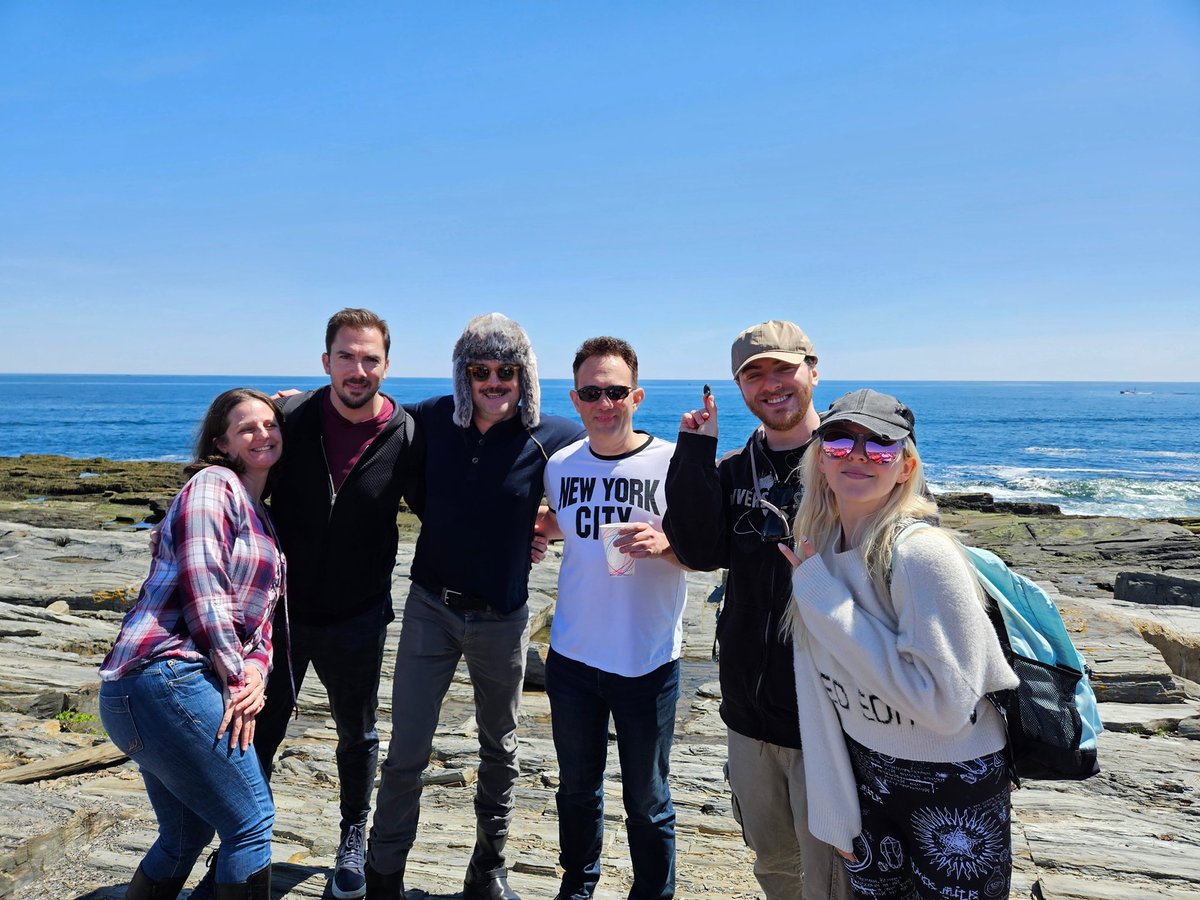 kellengoff's tweet photo. Had SO much fun in Maine!! Thanks for having us, @MEComicandToy! And thank you @MikeMcFarlandVA and @TrinaNishimura for getting us all together for Maine adventures!! 🫶 https://t.co/wOxgmLi9A8