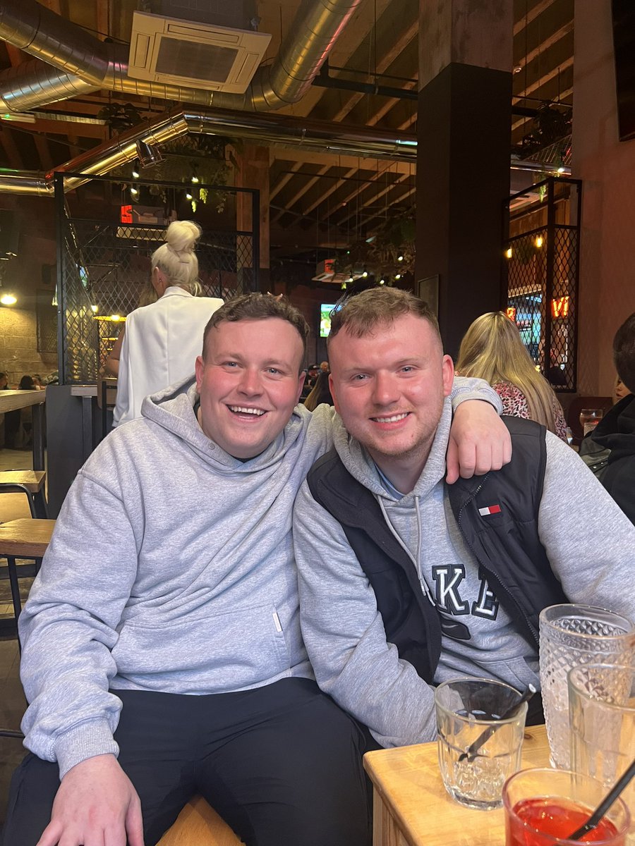 Andy Fry tweet media