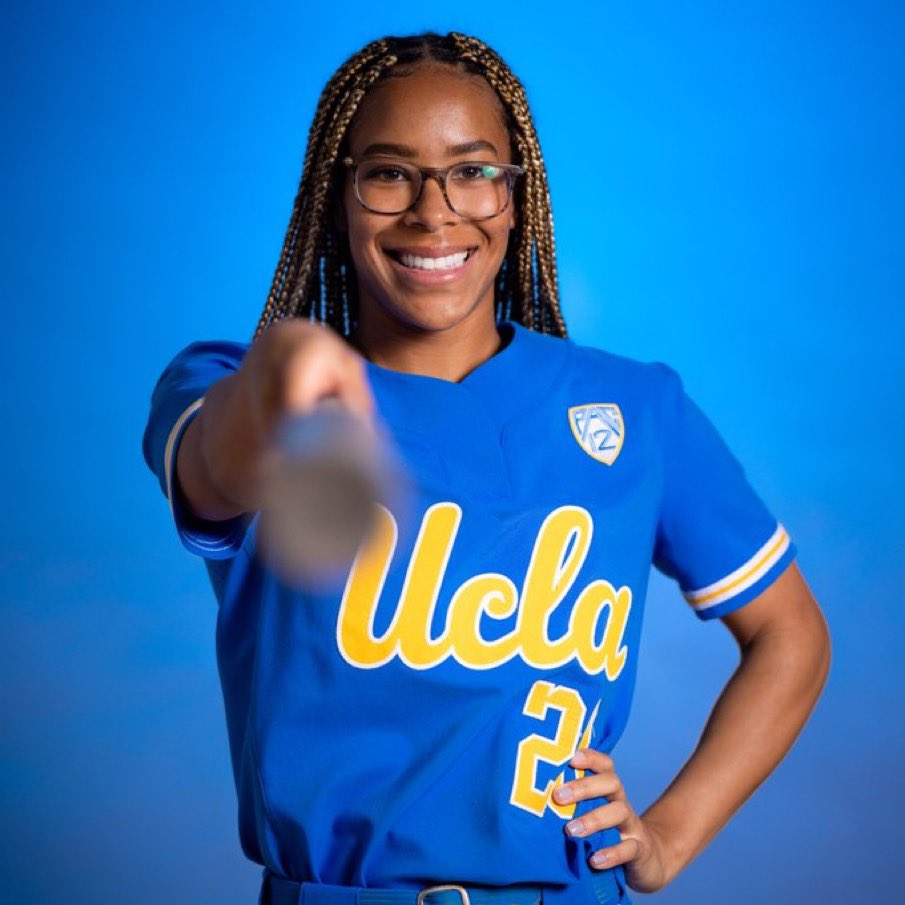uclaie's tweet photo. Congrats @avines2000 on being the Player of the Game today, UCLA vs Utah, 2/3 single and a double, 2 RBI plus a fabulous defensive play. Outstanding play by our IE Star a big #8clap from the IE Bruin Alumni @UCLASoftball 
#Bruinproud #IEBruins #InlandEmpireBruins https://t.co/JrYRH8Q3PU
