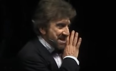 MarcoAntico3's tweet photo. @Corriere Chi sa se hanno invitato pure il cavaliere nero 🤭 https://t.co/BV0SspZwo8