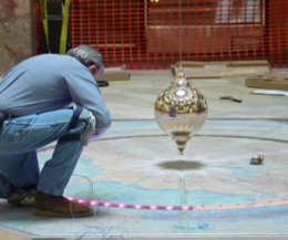 The faulty-cult pendulum won't move by itself because the Earth is stationary.
#FoucaultPendulum