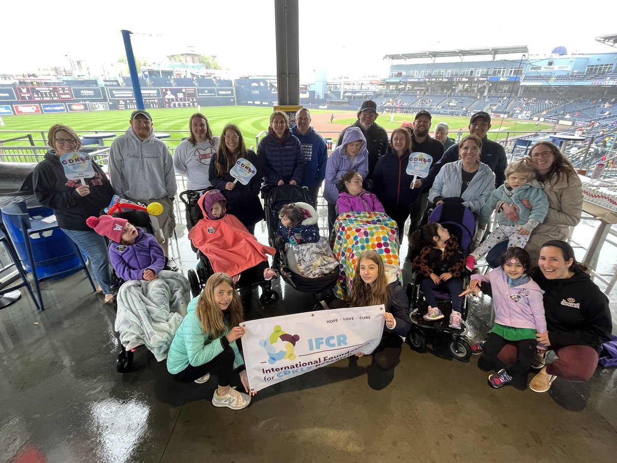 CDKL5_IFCR's tweet photo. 🥳Today was our Massachusetts CDKL5 Family Meet Up 2023! Despite the rain, we had a fabulous time together at the Worcester Red Sox!

Many thanks to our event sponsors:
💫@MarinusPharma 
💫@ultragenyx 
💫@OvidRx 
💫@UCBUSA https://t.co/tlHLrHZYAj