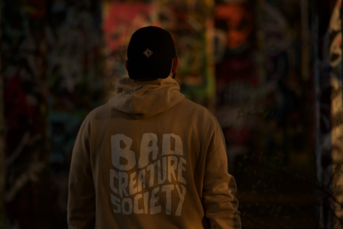 eazy_livin_'s tweet photo. Some super dope shots from the Graffiti Pier shoot📸📸📸😈😈

@badcreatureSOC https://t.co/LHYX0r4nUY