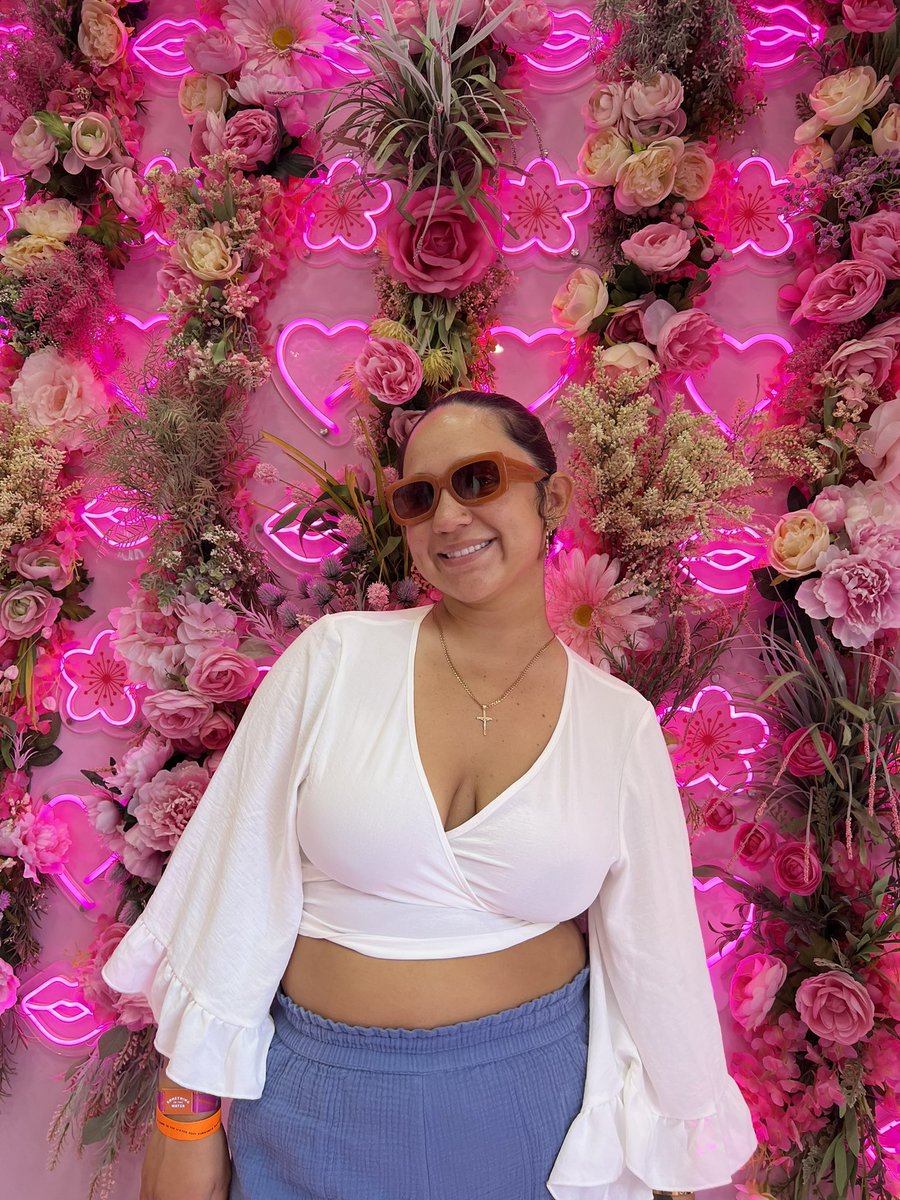 jaychuula's tweet image. #SITW