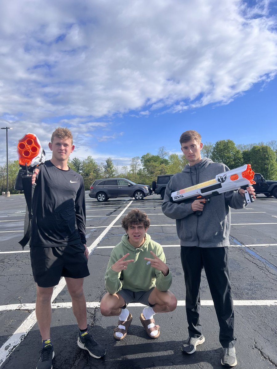 Lhs23NerfWars's tweet photo. Dart Dynasty defeats Boo Blasters, the last all girls team standing, in a shootout 3-1 https://t.co/vyfGLniKZQ