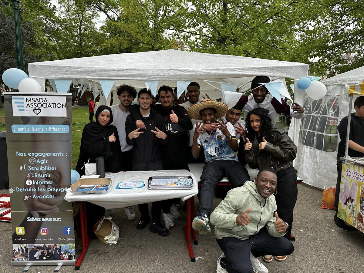 Msada_assoc's tweet photo. Retour en images sur notre deuxième participation au Festival de Rue de Colmar organisé par l'association
« D'ailleurs d'ici ». Grand bravo à eux pour leur organisation!
Grand merci aussi à tous les bénévoles venus nous donner un coup de main ! 🤝🌍🙏❤️ https://t.co/urYAaqCuXU
