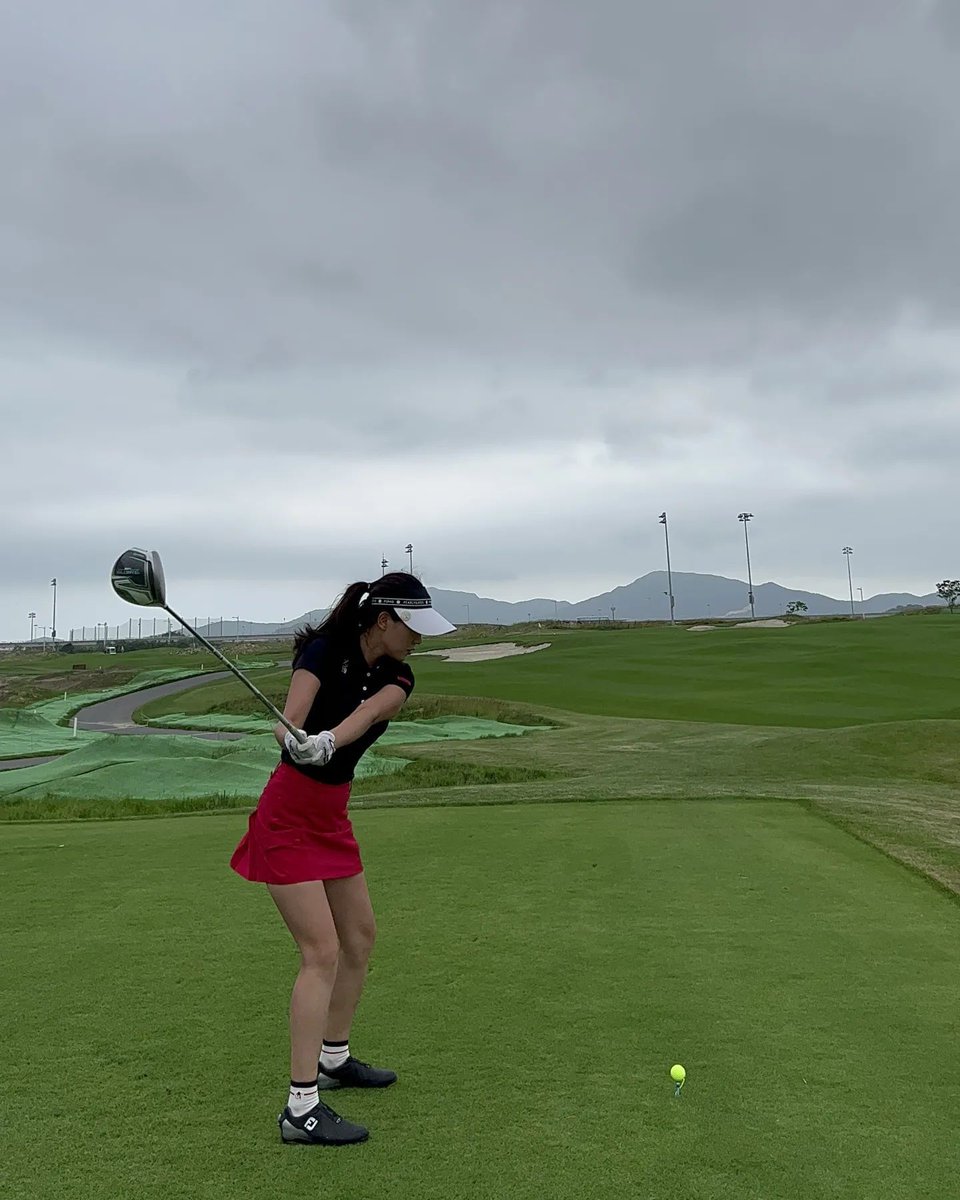 a07710403003's tweet photo. A few days ago, my friend and I went golfing https://t.co/DBAtVeEq7e