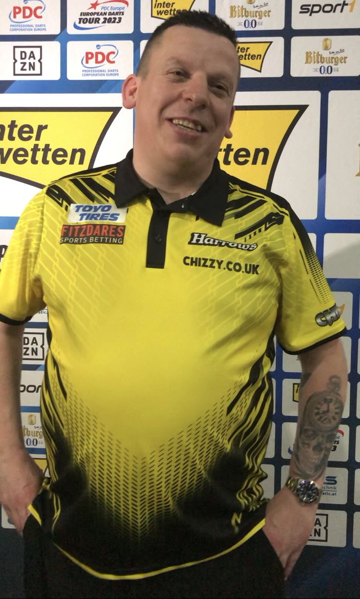 CHIZZY WINS IN LEEUWARDEN!!
Dave Chisnall wins his first ever title in The Netherlands and a 5th Eurotour title as he beats Luke Humphries 8-5 in the final!
#DartsMAD #DDC23