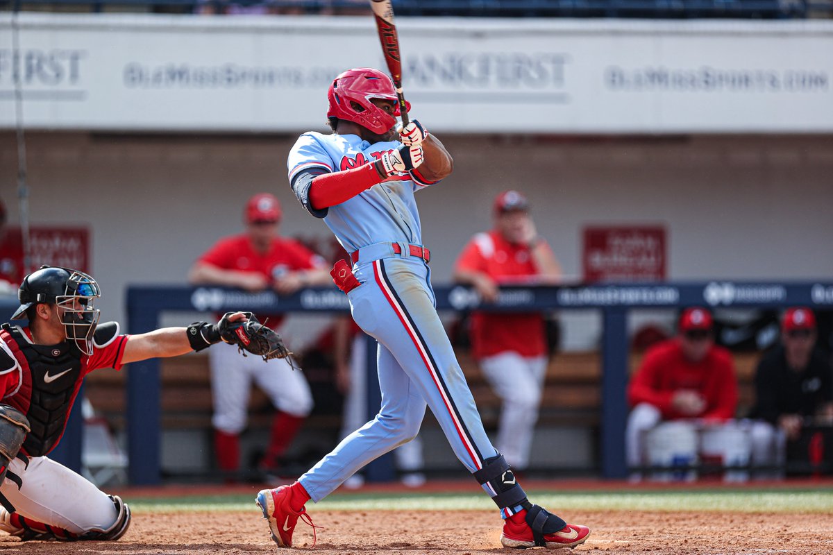 OleMissBSB's tweet photo. Fight to the Finish https://t.co/0jkMH1n3dj