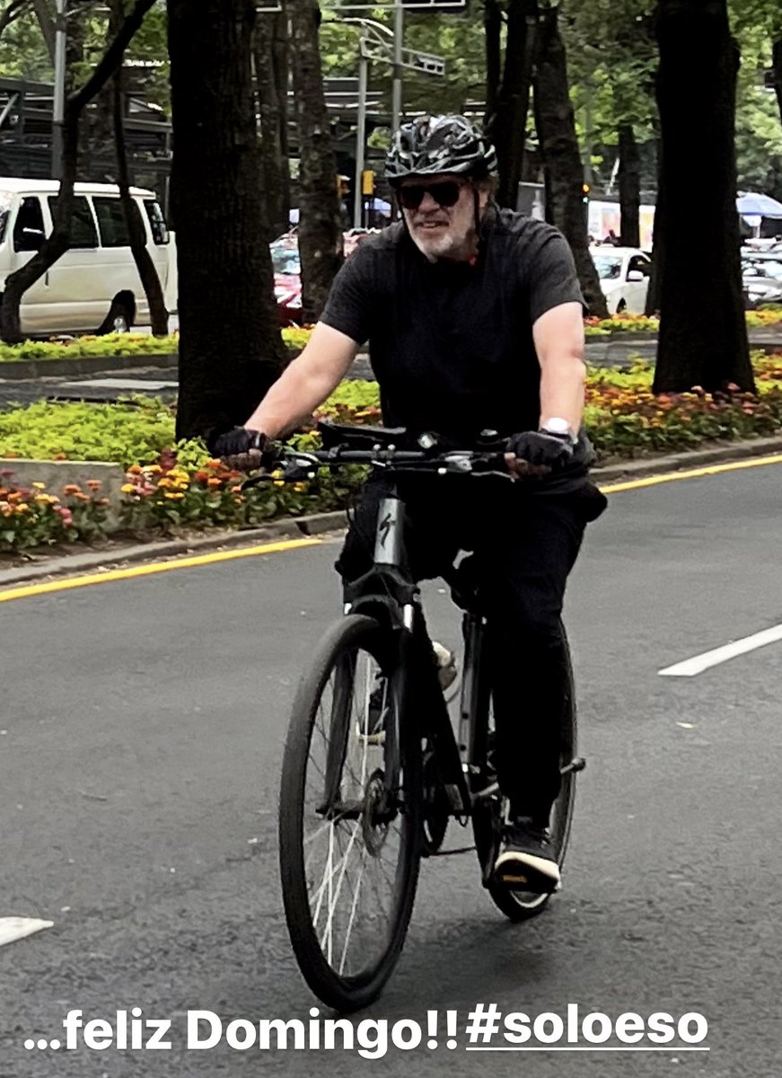 ..y buen Domingo #soloeso