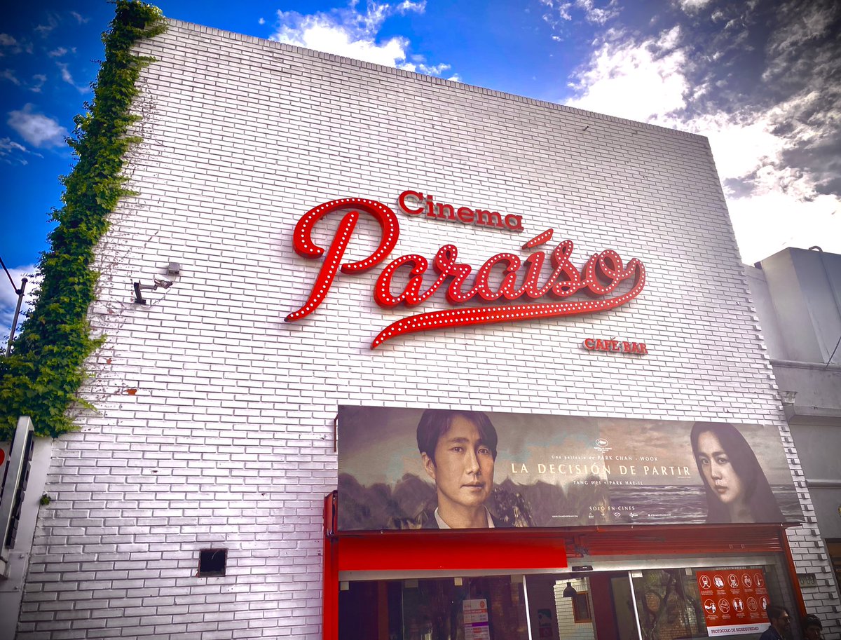 GerardoPinzon's tweet photo. “La decisión de partir” es el cartel que se exhibe en el último fin de semana de Cinema Paraíso. Con su cierre, recuerdo a Magitinto y a otras salas de cine independiente que ya no están. https://t.co/8XMBE2zNYI