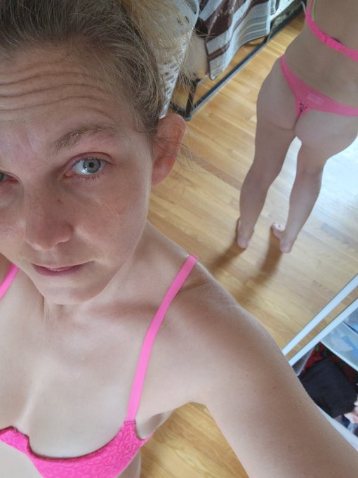 When in doubt go pink! https://t.co/HLqoEI6DQ8