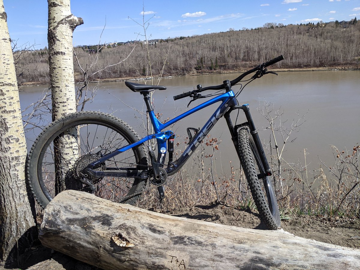 KevinOs's tweet photo. Heck yeah, first time out on the mountain bike on Friday, all the winter riding really helps get up hills without hacking up a lung and felt really confident out on the bike, lots of trails and features to crush all summer. https://t.co/gh8L3vKmwz