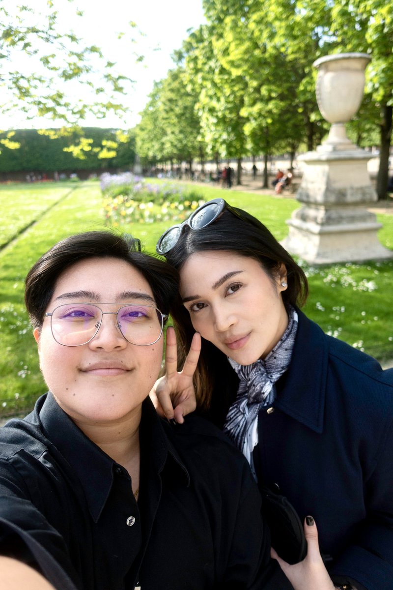raleene's tweet photo. Finally got to relax with @cabreezzah after we accomplished everything we had to in Milan, Paris &amp; Geneva 😅☺️. Tired and missing my family but always grateful for some me time 💃🏻 #Paris #outfit #ootd https://t.co/5dXDyybJiC