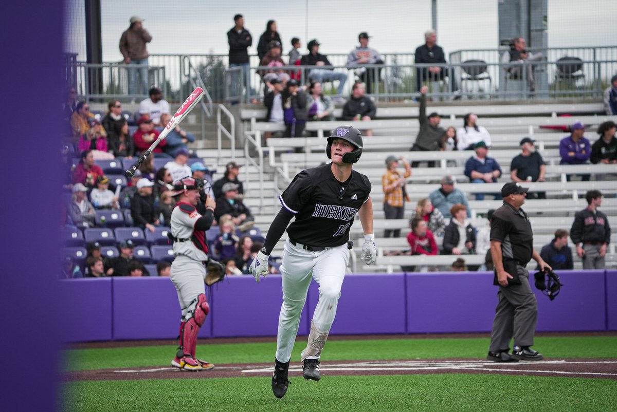 UW_Baseball's tweet photo. General Simpson reporting for duty 🫡 https://t.co/qqPuCbKg3F
