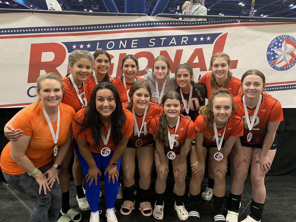 Congratulations to the Country Fire Volleyball 14’s for placing 3rd in gold (overall) at Lone star Regionals this weekend!! Y’all did great!! #countryfirevb #morethanvb #comeplaywithfire