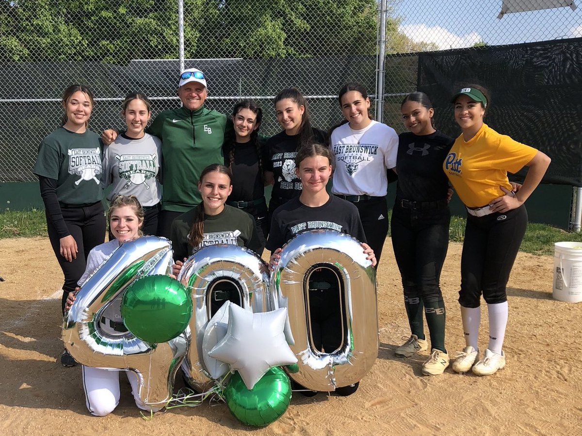 EBBearsSoftball's tweet photo. I've been blessed with outstanding student-athletes &amp; families who offer unwavering support for their daughters. Several alumni (Sarah Gunia, Marisa Dellavalle) have joined as coaches, and I am so thankful to see the amazing adults they've become. Thank you ALL, for every moment! https://t.co/DtNXWDWrdi