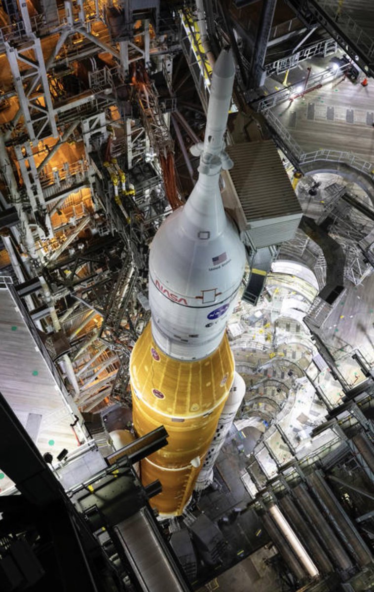 EnviroluxEnergy's tweet image. EnviroLux Made in USA LED luminaires lighting up the new Artemis Launch Pad at Kennedy Space Center.  Complete custom design and build project that met NASA standards for illuminating the Launch PAD. #LEDLighting #NASA #LEDManufacturing #LEDAreaLights #Lighting #SPACEX #BOEING