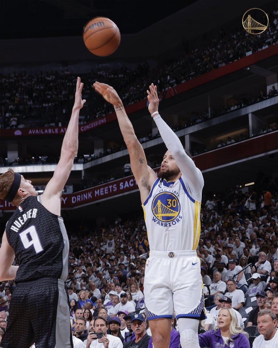jflorez's tweet photo. NEVER count out #StephCurry and the #Warriors. #GSWSAC #DubNation
Bring ON the Lakers! https://t.co/0P7SvxdrV1