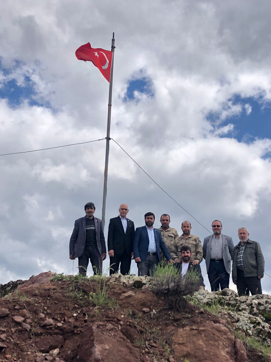 mahfuz_arslan's tweet photo. Solhan'ın #Eşmetaş #Tarhan #Elmasırtı #kırık  köylerimizi, #Otluca #yukarıotluca #mardon ve #kaf mezralarını ziyaret ettik "Yiğit düştüğü yerden kalkar" diyerek, yeniden Erbakan'a sahip çıkmanın tam zamanıdır. Hemşehrilerimize,ilgi/alakaları için kucak dolusu teşekkürler ediyoruz https://t.co/wcGgY8WxtQ