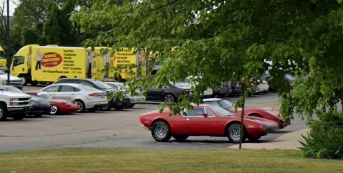 Cars_SV's tweet photo. I love the DeTomaso Pantera, especially these early versions. It almost looks like the muscle version of a supercar with white writing on the tires and that high ride height
Kentwood, Michigan, US #SV_Classics https://t.co/UJCOKUSxJv