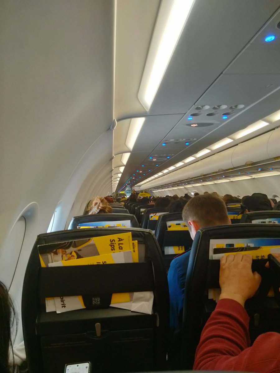 FURIOUS_STYLEZ's tweet photo. @SpiritAirlines #wheresourpilot https://t.co/pdB8bLvSgw