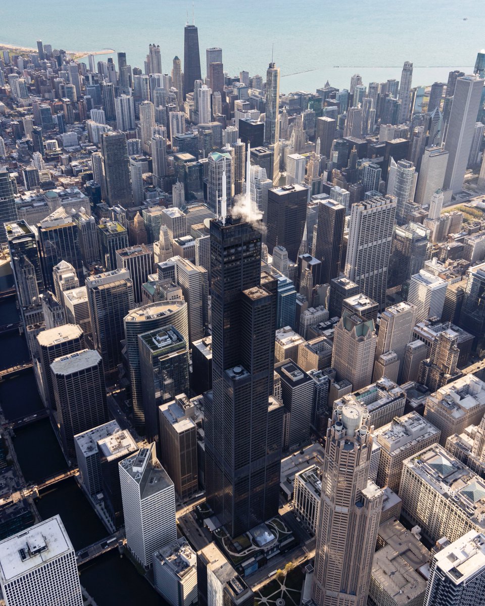 briancassella's tweet photo. An aerial view of the Willis Tower last week to mark its 50th anniversary, and a similar view by Tribune photographer John Bartley taken in 1974. Willis has more friends now.

https://t.co/EVNMzN1E9H https://t.co/2ZcWR3QVlO