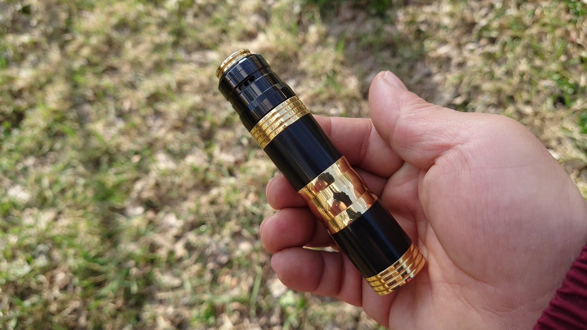 CebrjowHwScHCkj's tweet photo. 皆さんおはよっチェ😆👍今日も宜しくご安全に。🙇💦Laya MOD + #AXIALrda 😋💦#VAPE #vape好きな人と繋がりたい #VAPE好きと繋がりたい #VAPE初心者 #しっくりセットアップ #UnicornVapesInc #massmods https://t.co/UsDXuWLTqu