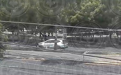 JCarlos_Valerio's tweet photo. Estos son los datos del vehículo responsable de atropellar a #ciclistas en la Recta a Cholula. Un joven de 16 años falleció en el lugar. La camioneta fue localizada abandonada en inmediaciones de #Coronango.  #Puebla https://t.co/pOEOos5LmN