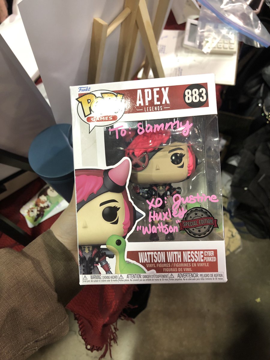 CallsignMothrah's tweet photo. Stuff from Expo, got a signed funko from @JustineHuxley, one of the only reasons I came to the expo 🥹🫶 #cosplay #calgarycomicexpo #CalgaryExpo #CalgaryExpo2023 https://t.co/fzZHd2cRYJ