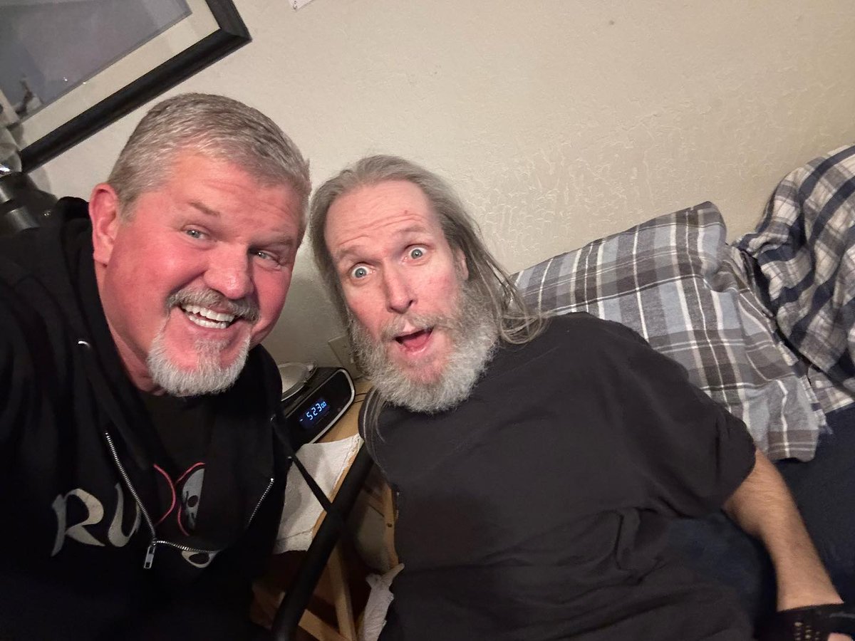 KevinWGrossman's tweet photo. GOTG: Able-Bodied Grateful — Living with a lifetime of paralysis reminds me of how much we can take for granted in our lives. I'll always be able-bodied grateful and empathize with those who aren't. #BestFriend #empathy #paralysis #BhivePower https://t.co/G7GVsRZdKe https://t.co/Bq7Oq6l1Oc