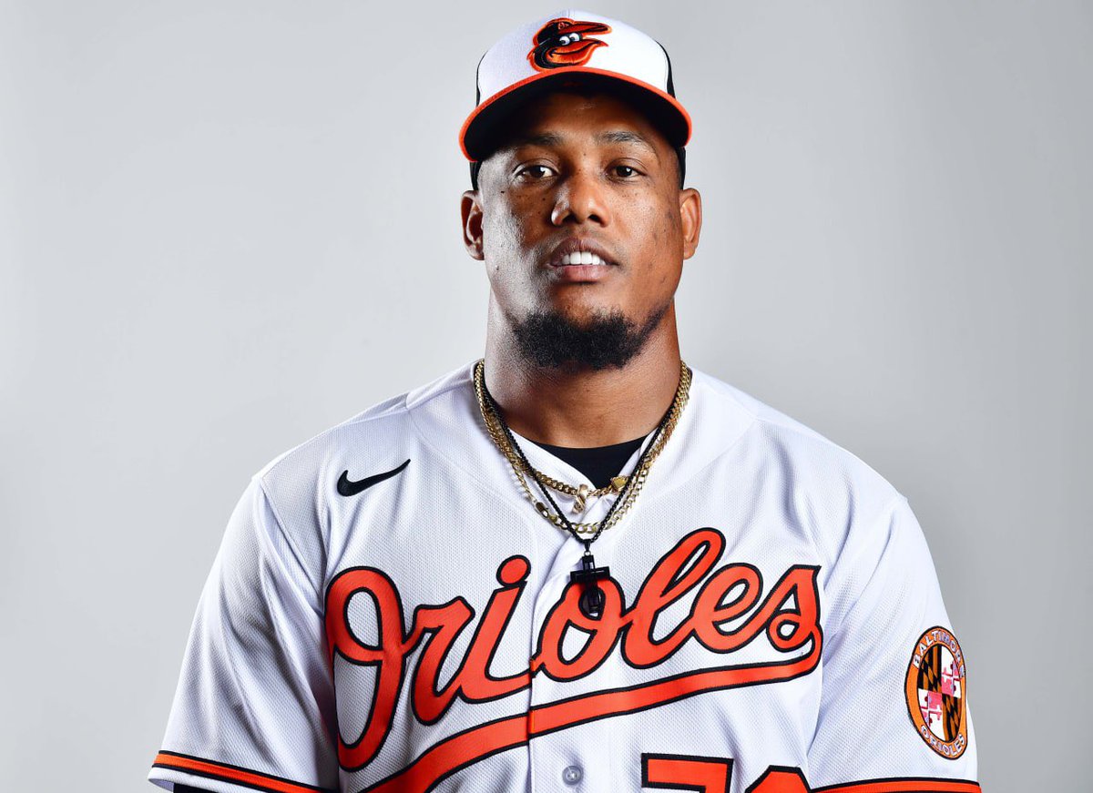 stoolgambling's tweet photo. Orioles Relief Pitcher Yennier Cano in April

11 Innings
12 Strikeouts 
0 Hits
0 Walks
2 Saves https://t.co/2m91Lt1AAt