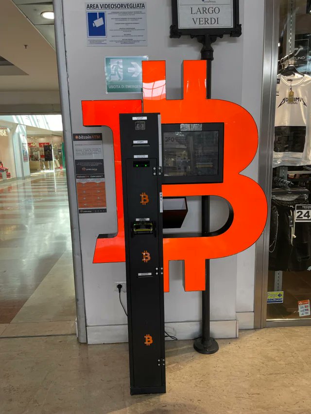 BitcoinMagazine's tweet photo. 📸 #Bitcoin ATM spotted in Italy 🇮🇹 https://t.co/muirySVuFI