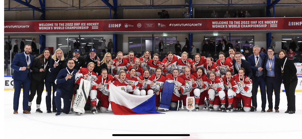 It’s been less than a year together but we have made the most of our opportunities!  Proud of our entire group! 

#EarnItEveryDay  🥉 🥉 

@narodnitymzen @IIHFHockey