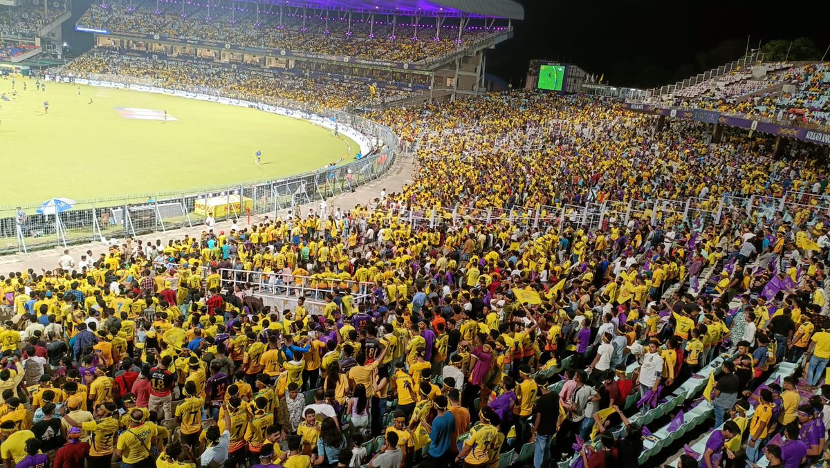 Rishavarish's tweet photo. The Man The Myth The Legend ❤️ @msdhoni  
Ravi Shastri said "It's the sea of yellow in Eden, tribute to one man, he is the King of east, it's MS Dhoni". #MSDhoni #csk #CSKvsKKR #IPL2O23 #Cricket #mahi #msdian https://t.co/NaedEoAJbs