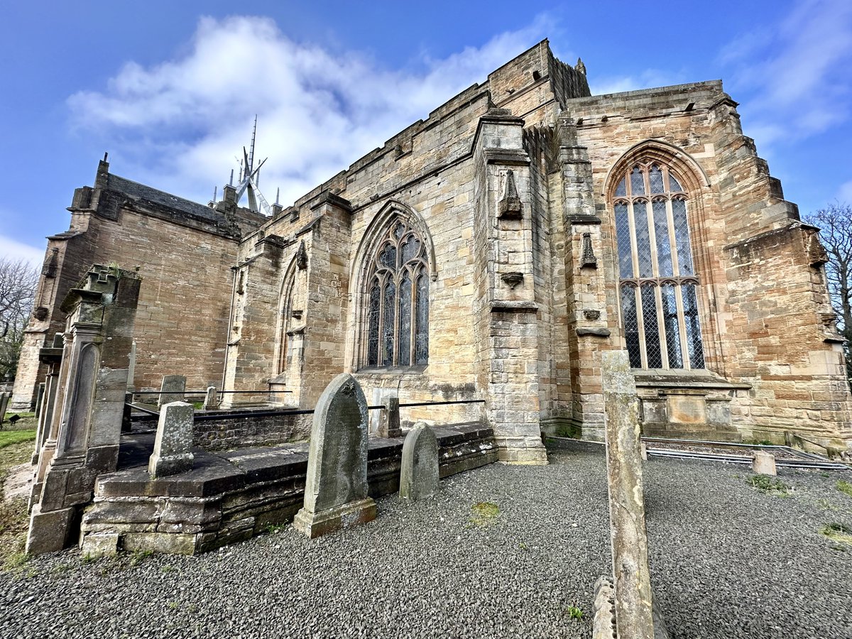 St Michael’s Parish Church in #Linlithgow. So pleased to finally visit when it was open on Tuesday to capture the stunning stained glass window inside & the beautiful architecture from various angles outside! 😍

#ThePhotoHour #ChurchPhotography #Scotland #PhotographyIsArt