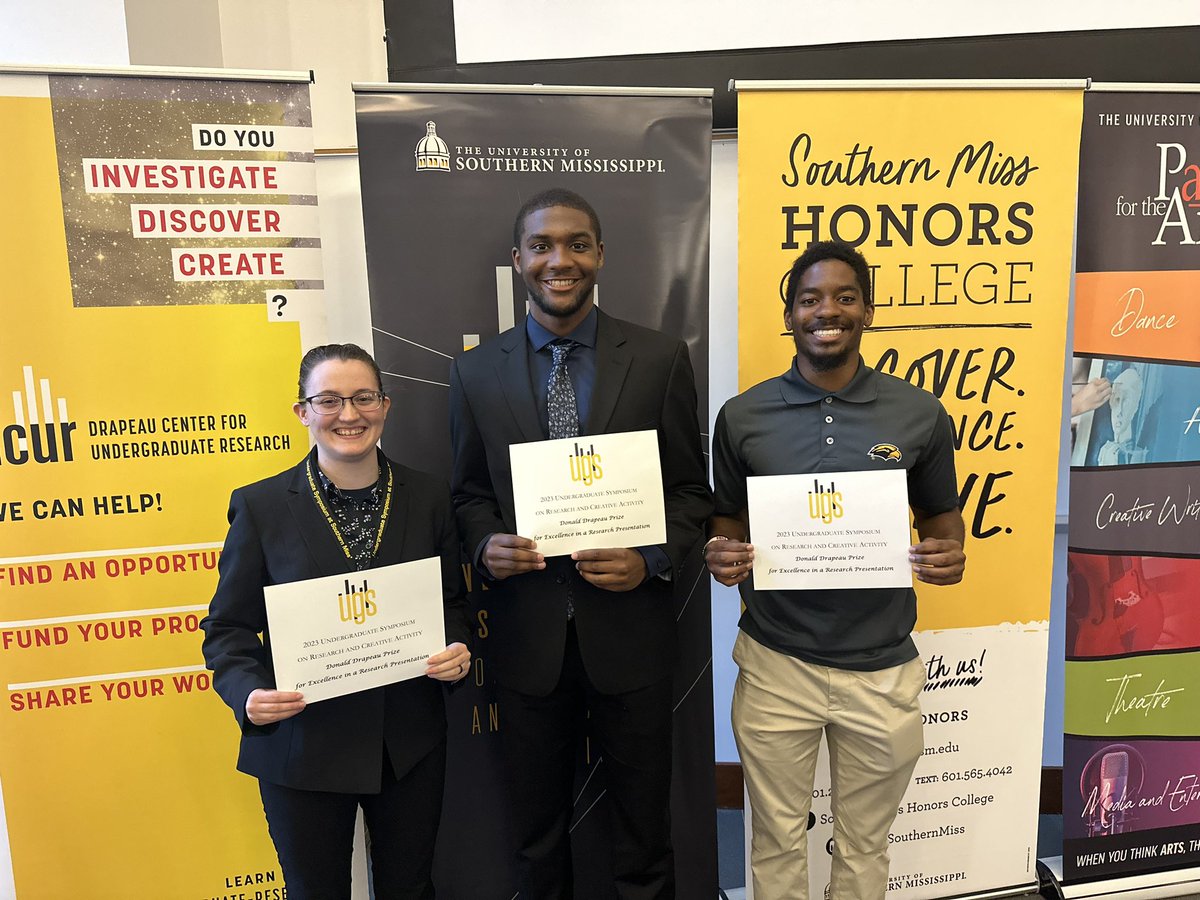 USM_Polymers's tweet photo. Bayleigh, Zack, and Andrew - Congrats on your awards from the 2023 Undergraduate Symposium on Research and Creative Activities! https://t.co/rN4YhH1Qyw