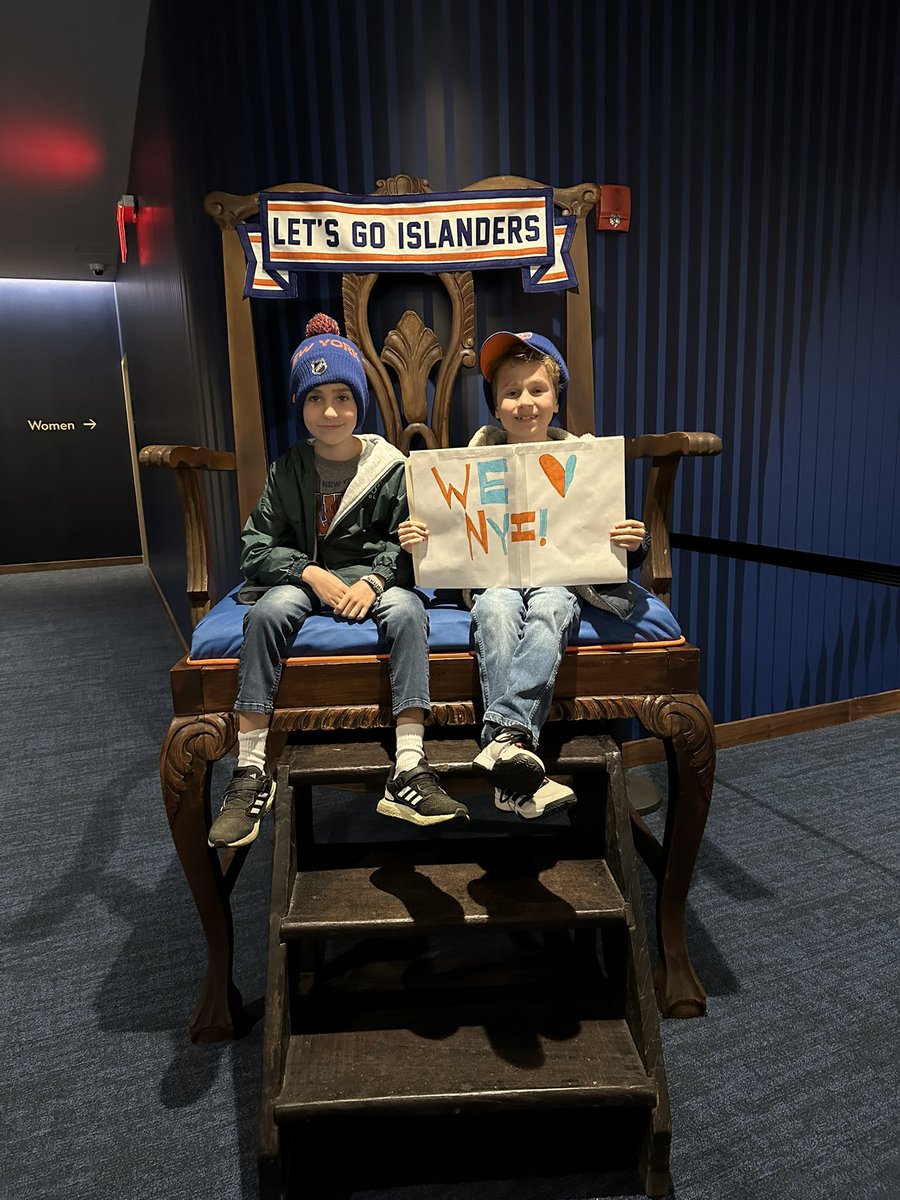 leibella's tweet image. Go #isles #nyisles