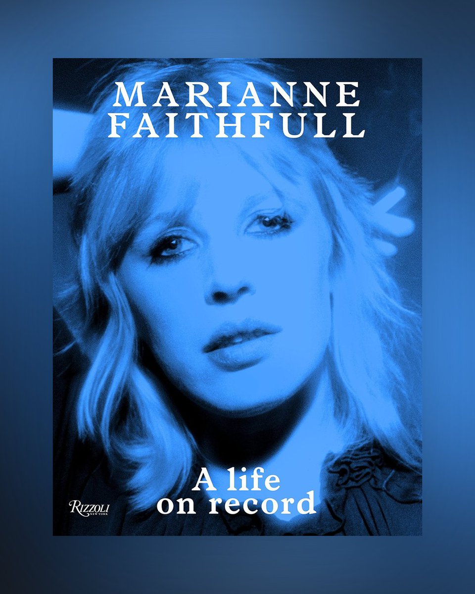 📚 It's #WorldBookDay! Discover Marianne Faithfull's 'A Life on Record,' a tribute to her life and work captured by the world's greatest photographers. 📖 #ALifeOnRecord #MarianneFaithfull Pick up a copy here: bit.ly/3mWbs4e