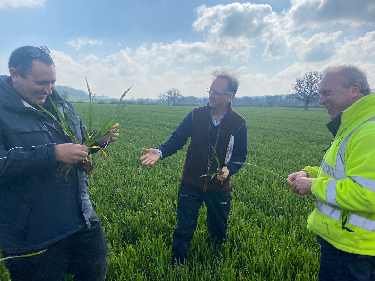 Bayer4CropsUK's tweet photo. It's time for a #CaptionCompetition!🤩

We have an awesome photo &amp; we want to see who can come up with the wittiest &amp; most creative caption. 💭💡The winner will receive a #BayerBundle 🎁

To enter, simply write your caption in the comments ⬇️ 

Let's see what you've got! 😎 https://t.co/o5DHIAqkH2